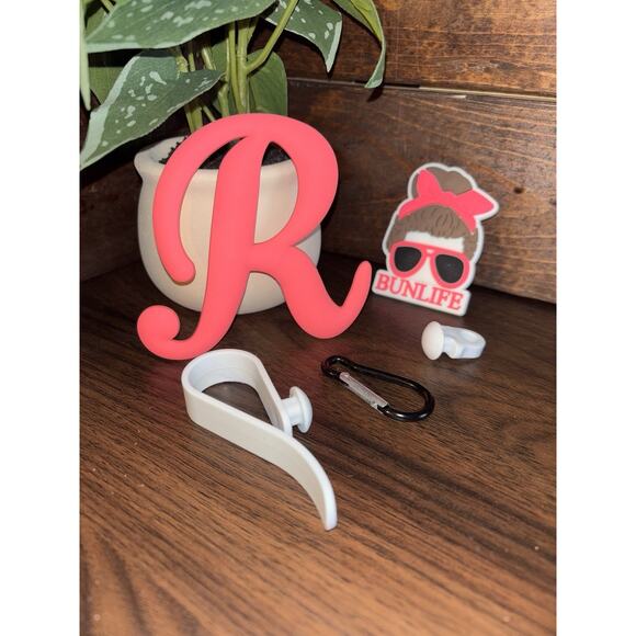 Charms For Bogg Bags Initial R Pink New 5 Pieces - Picture 1 of 5